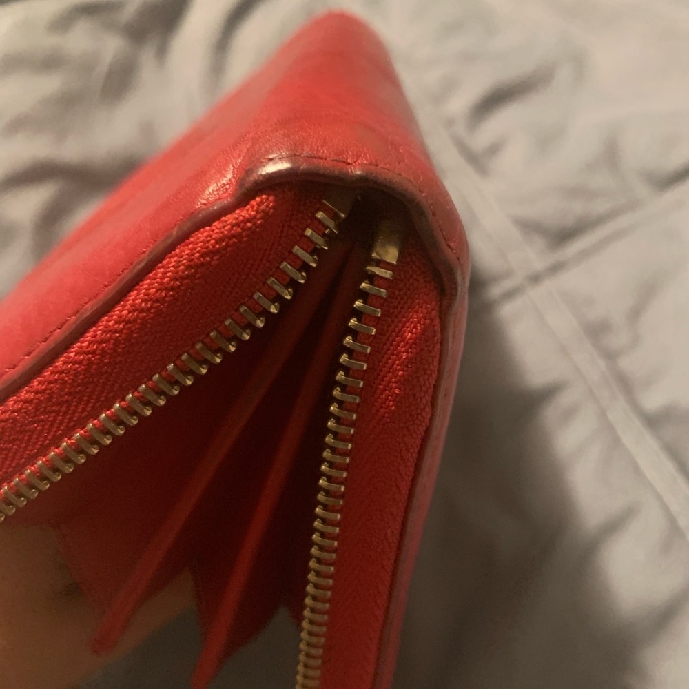 EUC Authentic Gucci Soho Zip Around 75 - Red - Picture 6 of 14